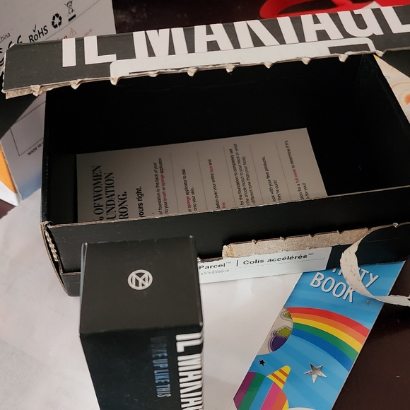 IL Makiage woke up like this - Picture 3 of 4